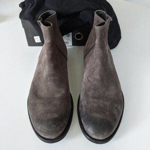NDC Made By Hand Men's Size 45 Zippy R Softy